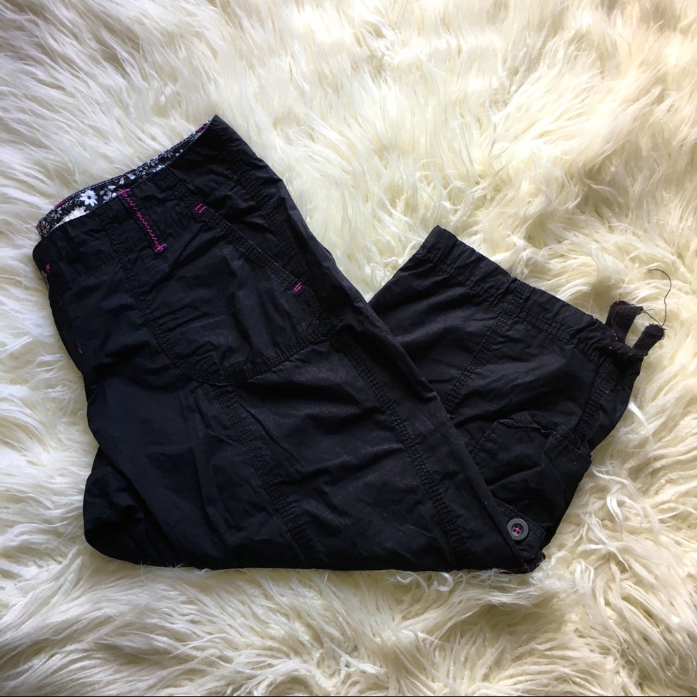 Black Cargo capris by SO